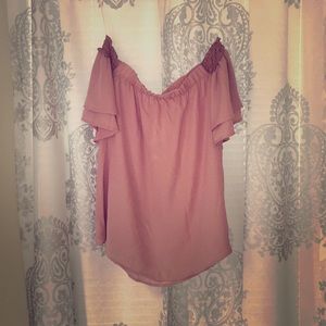 Off shoulder dusty pink top.